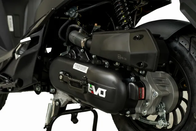 EVO GR8 — motor en achtervering